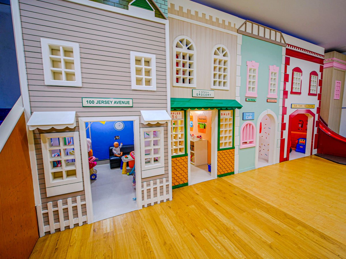 Tutor Time Intercon indoor imaginative-play area at Kids Center Intercon